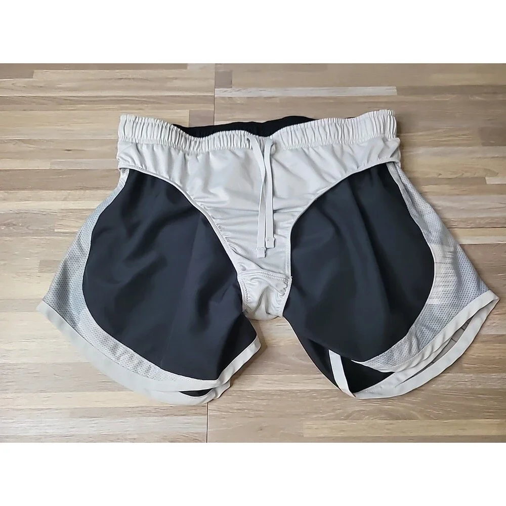 Nike Dri-FIT Tempo Running Shorts Women's Size Medium Black White‎ Athletic